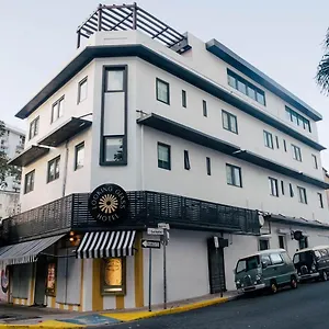 The Looking Glass San Juan